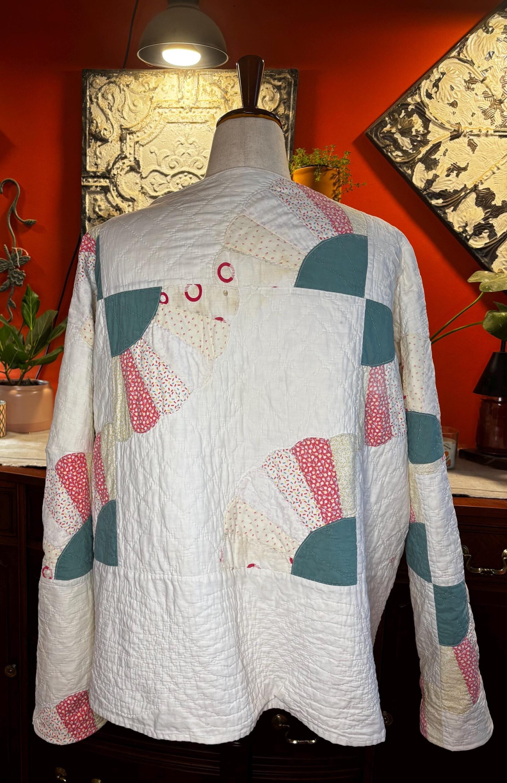 1930s Dresden Fan Quilt Coat | Feedsack Fabric | One of a Kind Medium-XXL