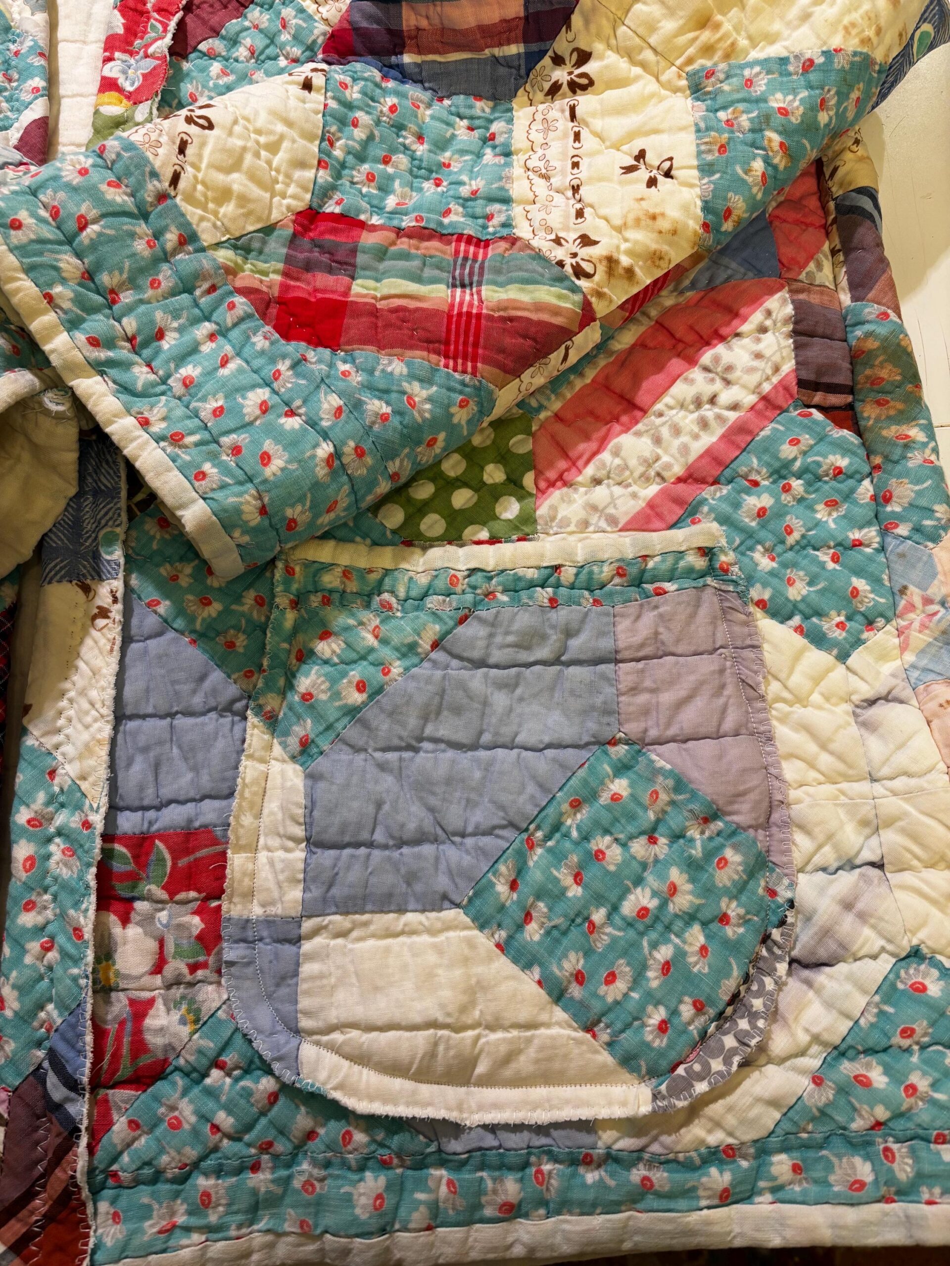 Scrappy Vintage Quilt Coat | 1930s-50s Plaid Floral Mix | One of a Kind Medium-XXL
