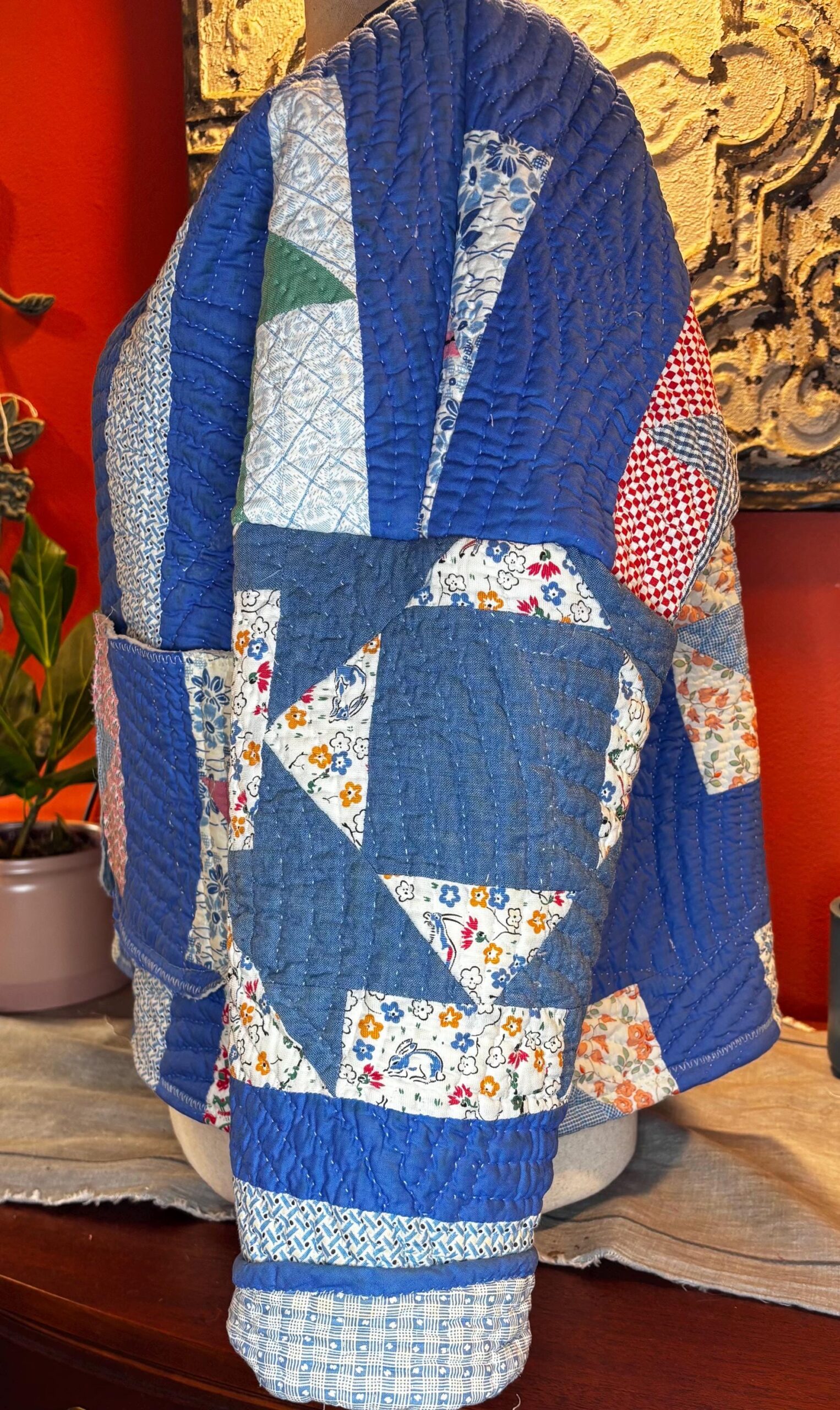 Vivienne Quilt Coat | 1930s-40s Feedsack Cobalt Blue Star Print Medium-XL